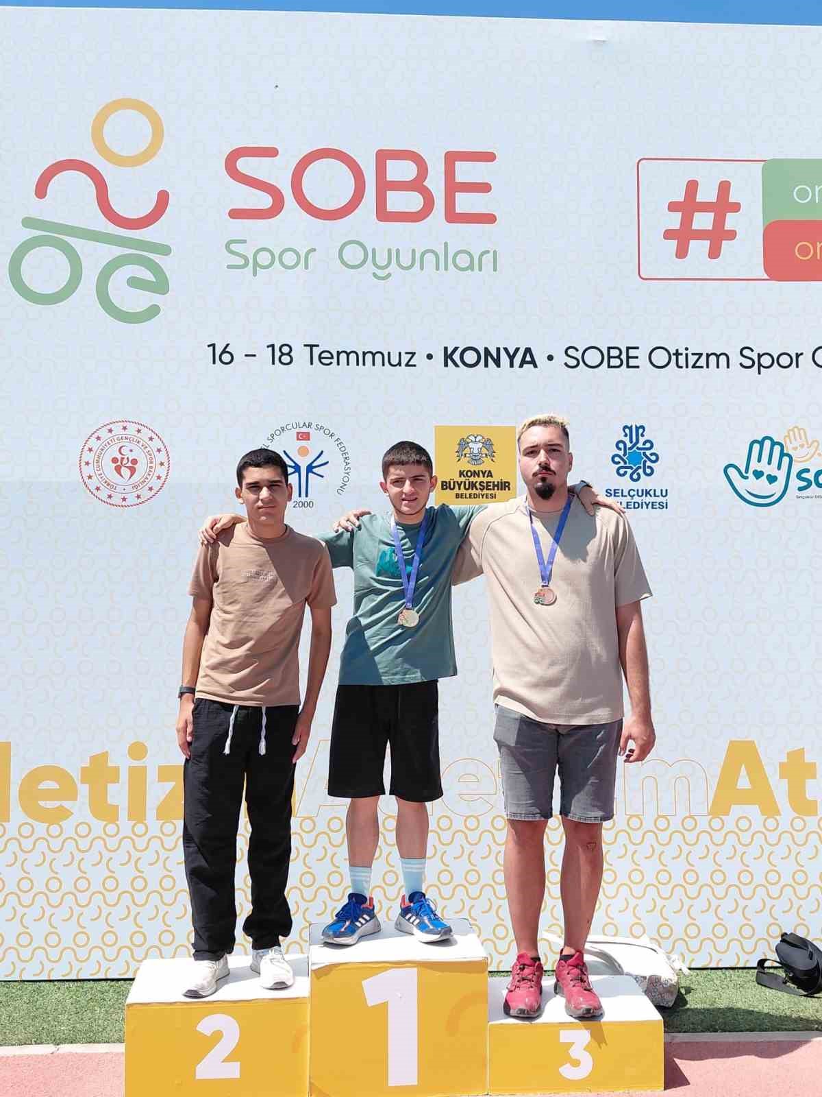 Aydınlı &ouml;zel sporcular Konya&rsquo;dan beş madalya ile d&ouml;nd&uuml;