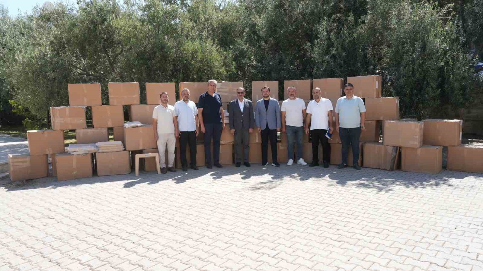 Alanya Belediyesi&rsquo;nden Kur&rsquo;an kurslarına 800 rahle desteği