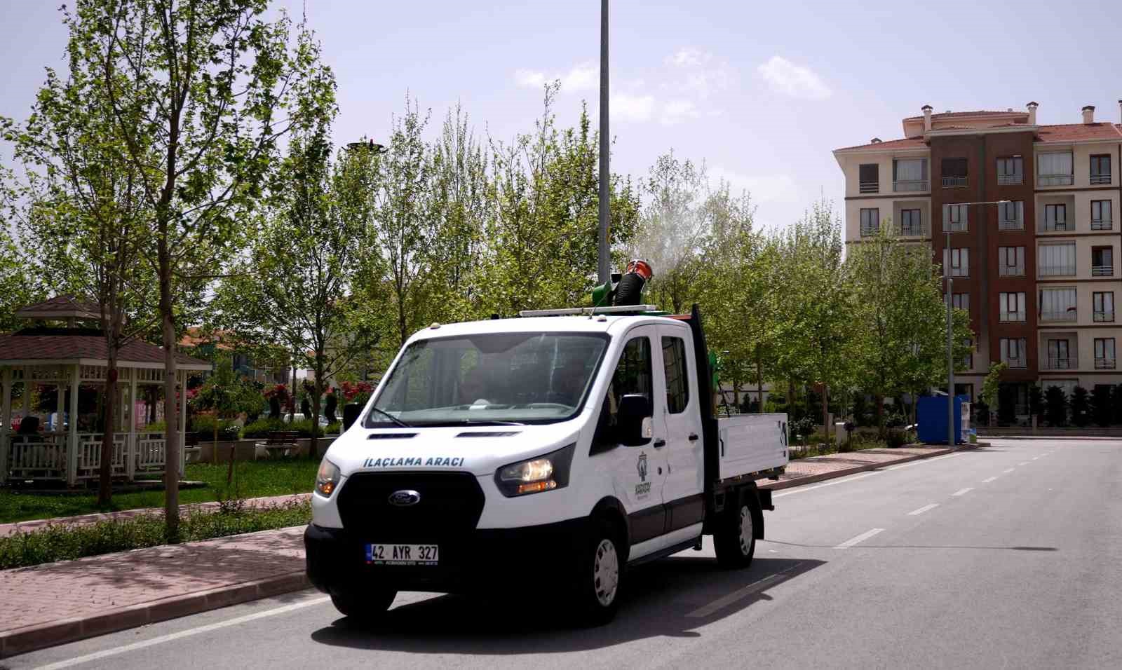 Karatay Belediyesi’nden Kurban Bayram öncesi ilaçlama mesaisi