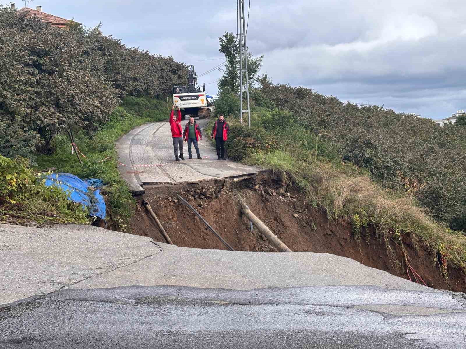 Trabzon’da heyelan: 2 yaralı