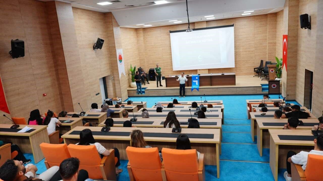 Şırnak’ta İUP katılımcılarına bağımlılıkla mücadele eğitimi
