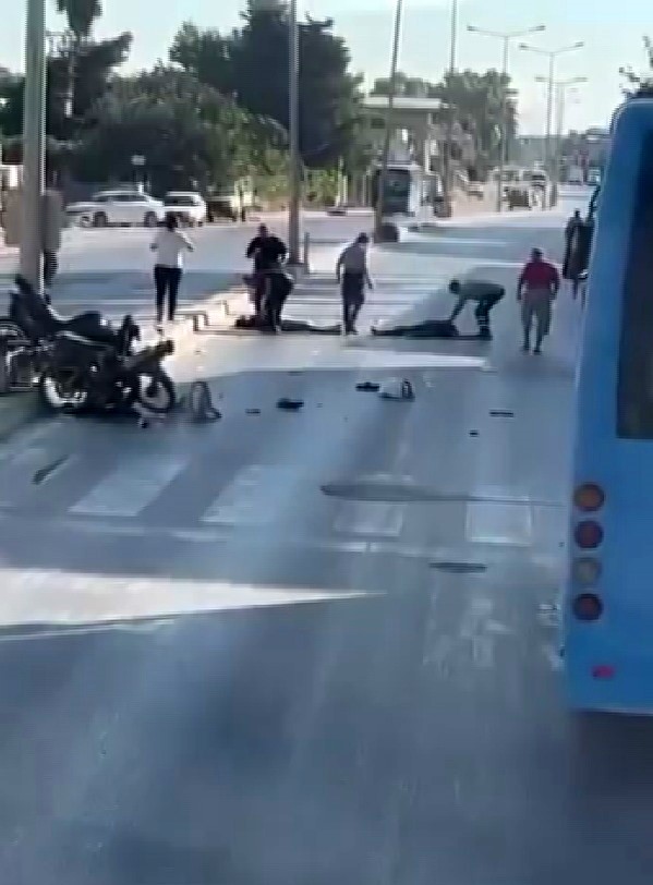 Feci motosiklet kazası kamerada: 72 yaşındaki sürücü hayatını kaybetti