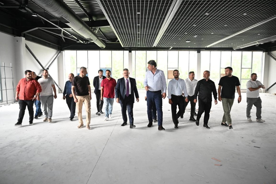 Kartepe’ye modern spor salonu yükseliyor