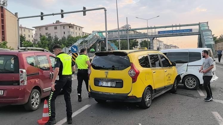Erzurum’da Temmuz ayında 218 ölümlü-yaralanmalı trafik kazası