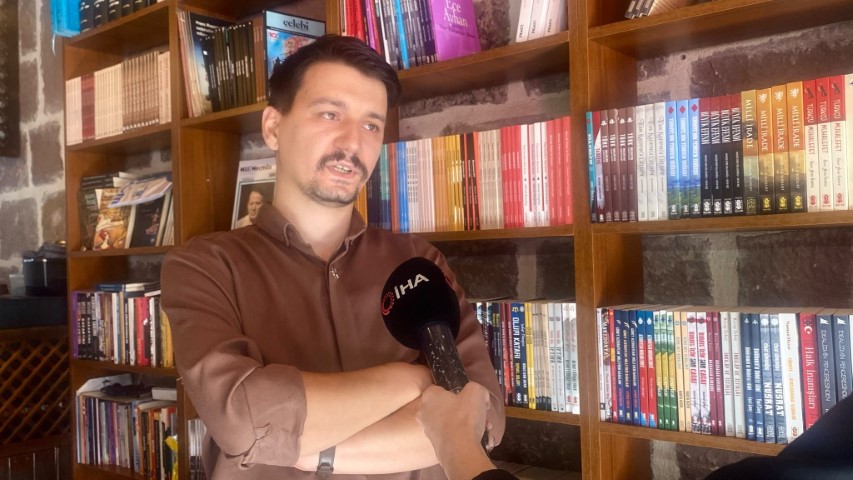 Doğu Türkistan bayrağından esinlenilen Turanyum çayı Ankara’da satışa çıktı
