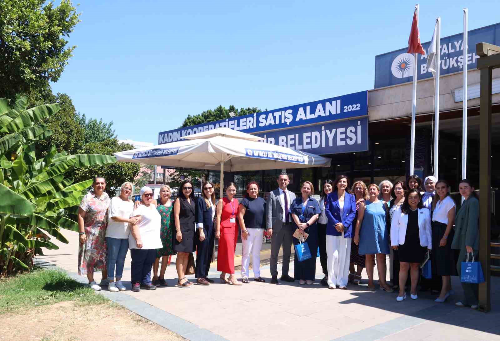 Başkan Vekili Özdemir, Kadın Dostu Kentler III Programı heyetini kabul etti