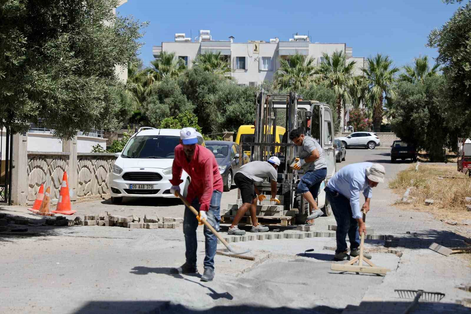 Didim Efeler Mahallesi’nde yol çalışması