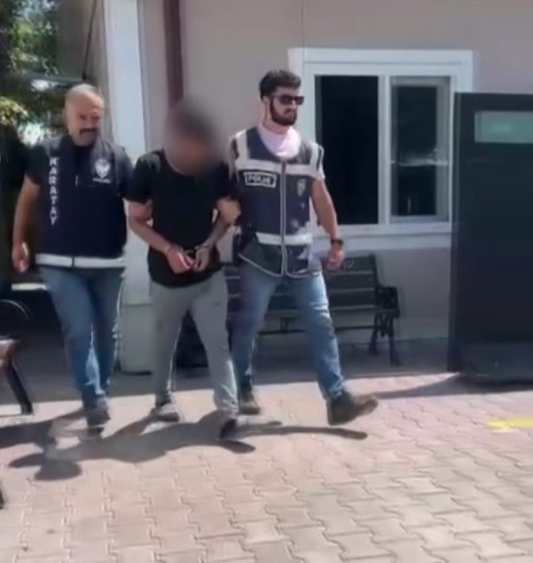 Konya&rsquo;da drift atan s&uuml;r&uuml;c&uuml;ye 140 bin lira ceza