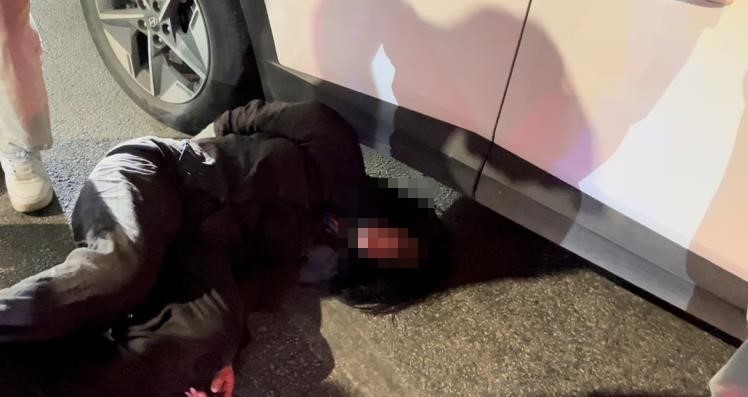 Ters yola girip gazeteci ve polislere hakaret eden şahıslar adliyeye sevk edildi