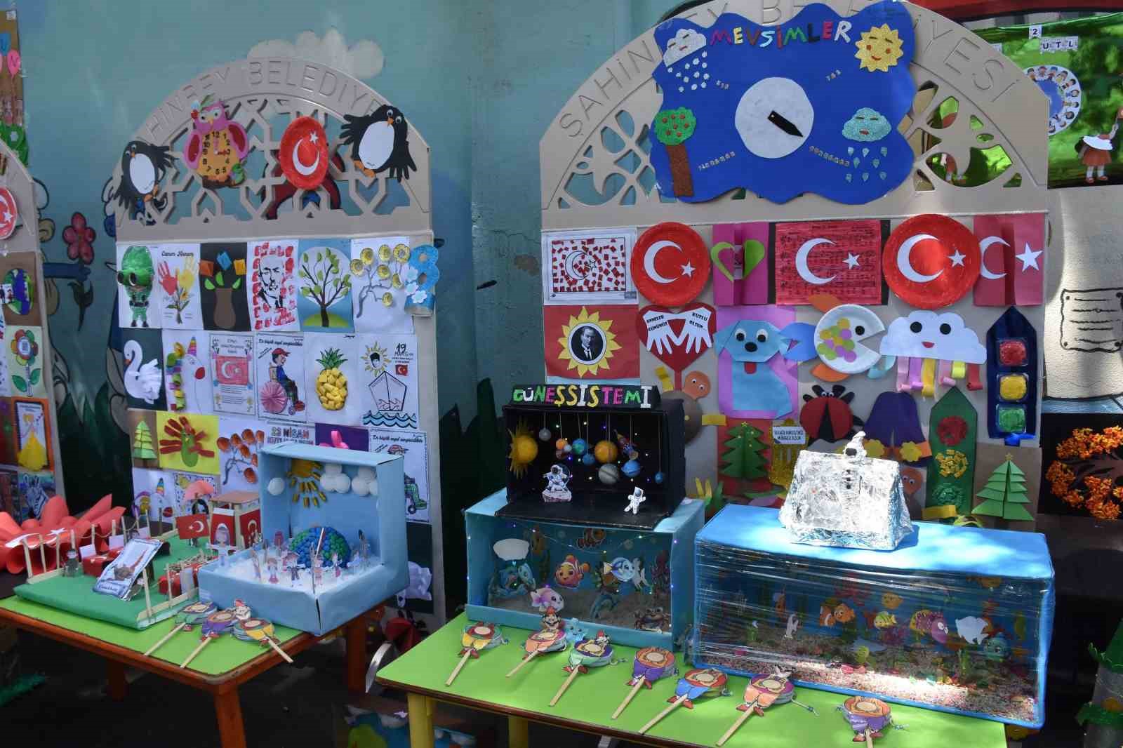 Şahinbeyli miniklerden büyük sergi