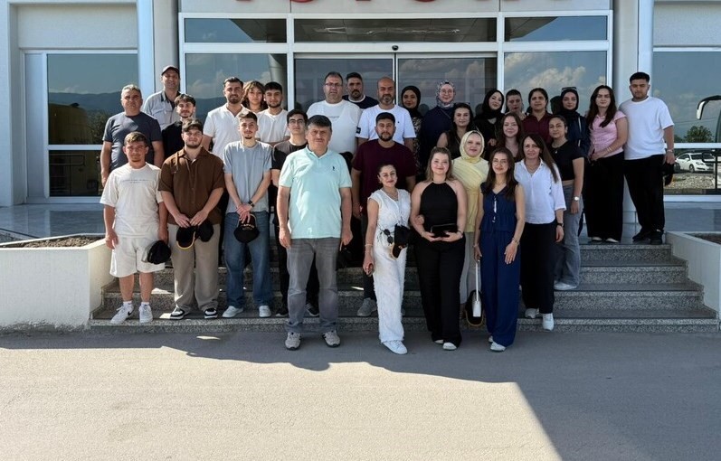 Hisarcık MYO İş Sağlığı ve Güvenliği öğrencilerinden Sakarya’ya teknik ve kültürel gezi