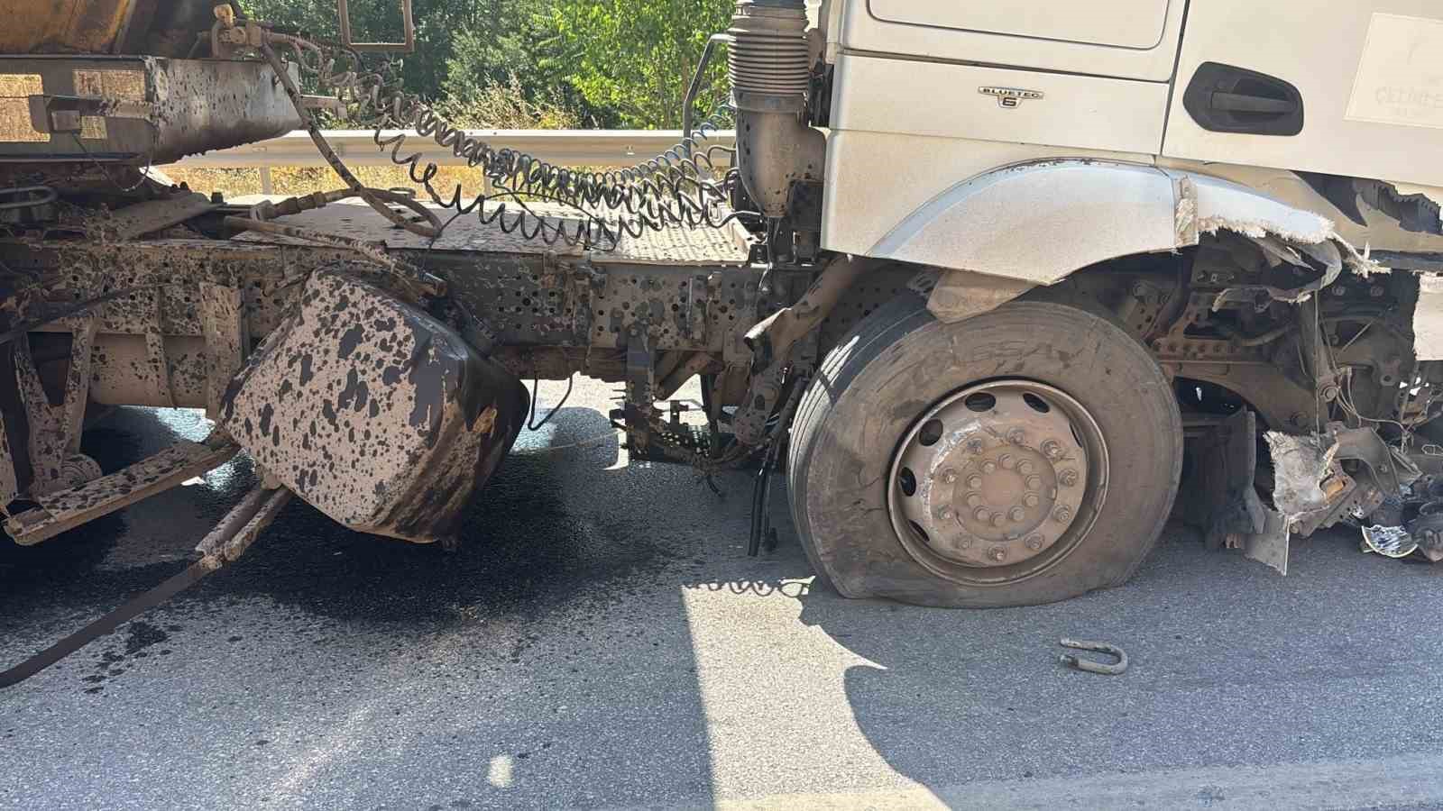 Tavşanlı’da trafik kazası: 4 yaralı