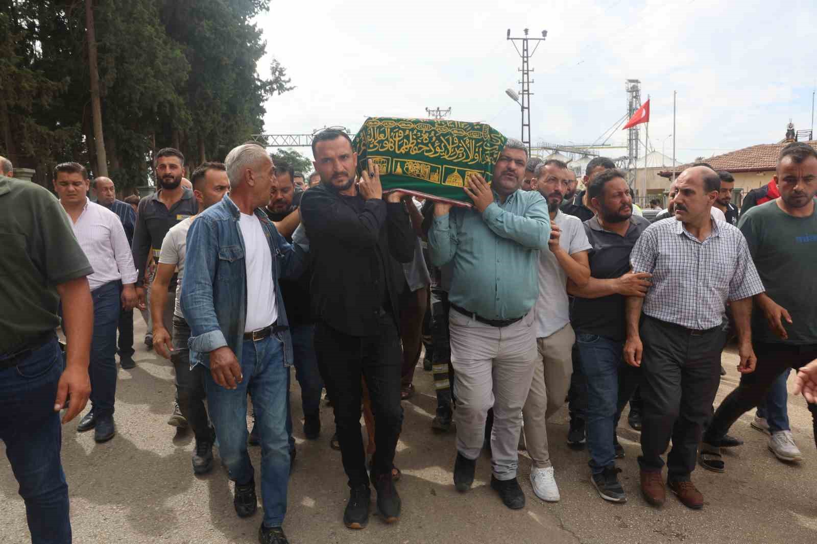 Kıbrıs’ta batan gemide kaybolan 6 yaşındaki Mehmet Asaf’ın cenazesi dualarla toprağa verildi