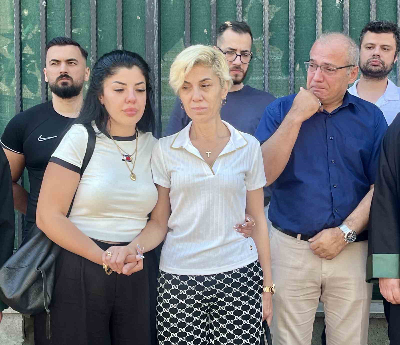 D&uuml;ğ&uuml;n&uuml;ne g&uuml;nler kala kalbinden bı&ccedil;aklanıp &ouml;ld&uuml;r&uuml;lm&uuml;şt&uuml;: Babasının s&ouml;zleri duruşmaya damga vurdu