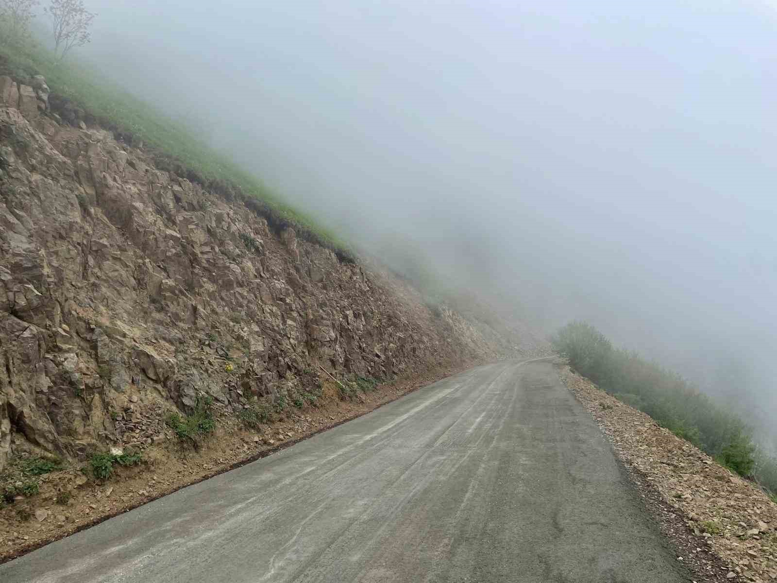 Trabzon’da yayla yollarında yoğun mesai