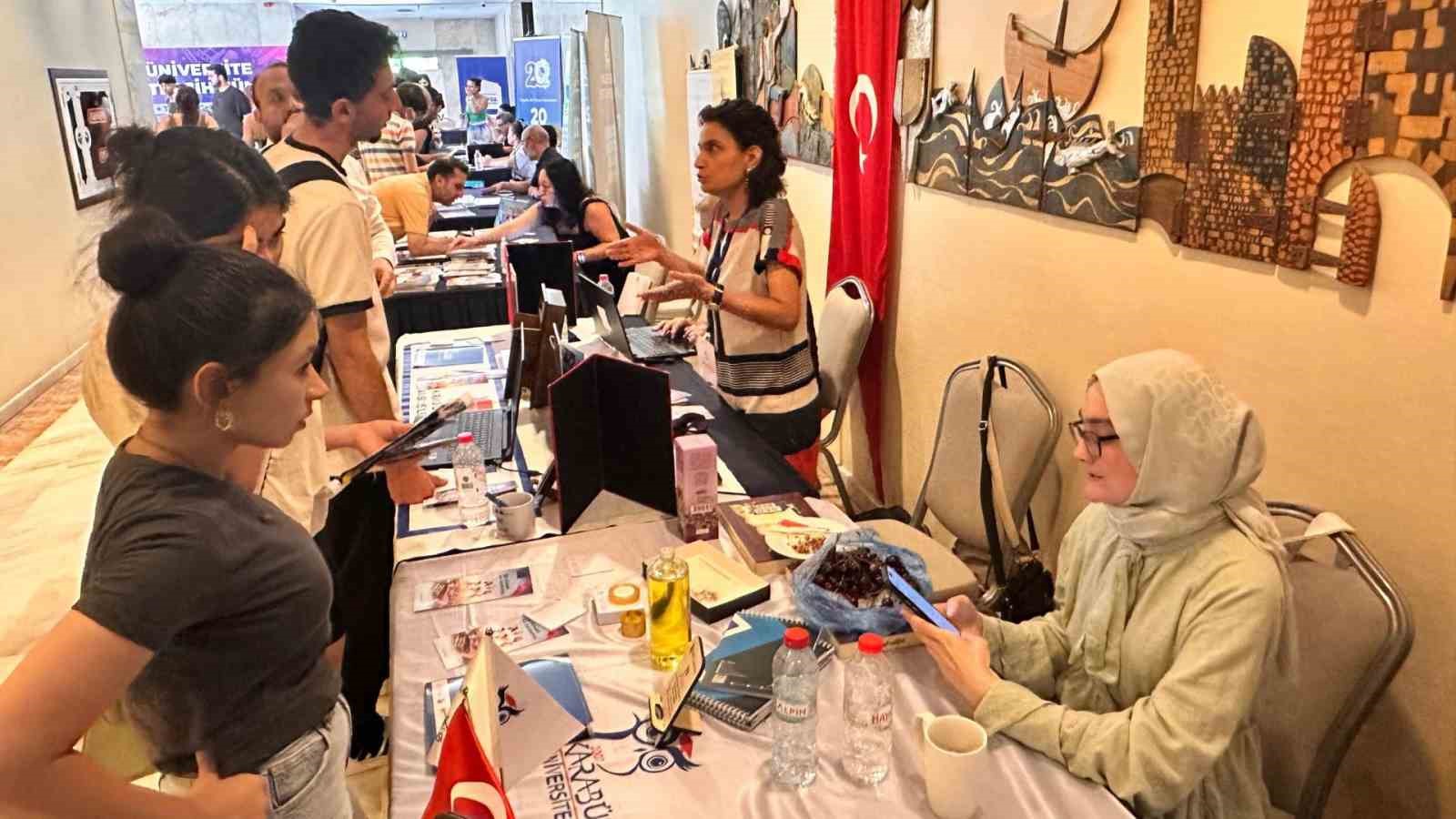 KBÜ aday öğrencilerle Mersin’de bir araya geldi
