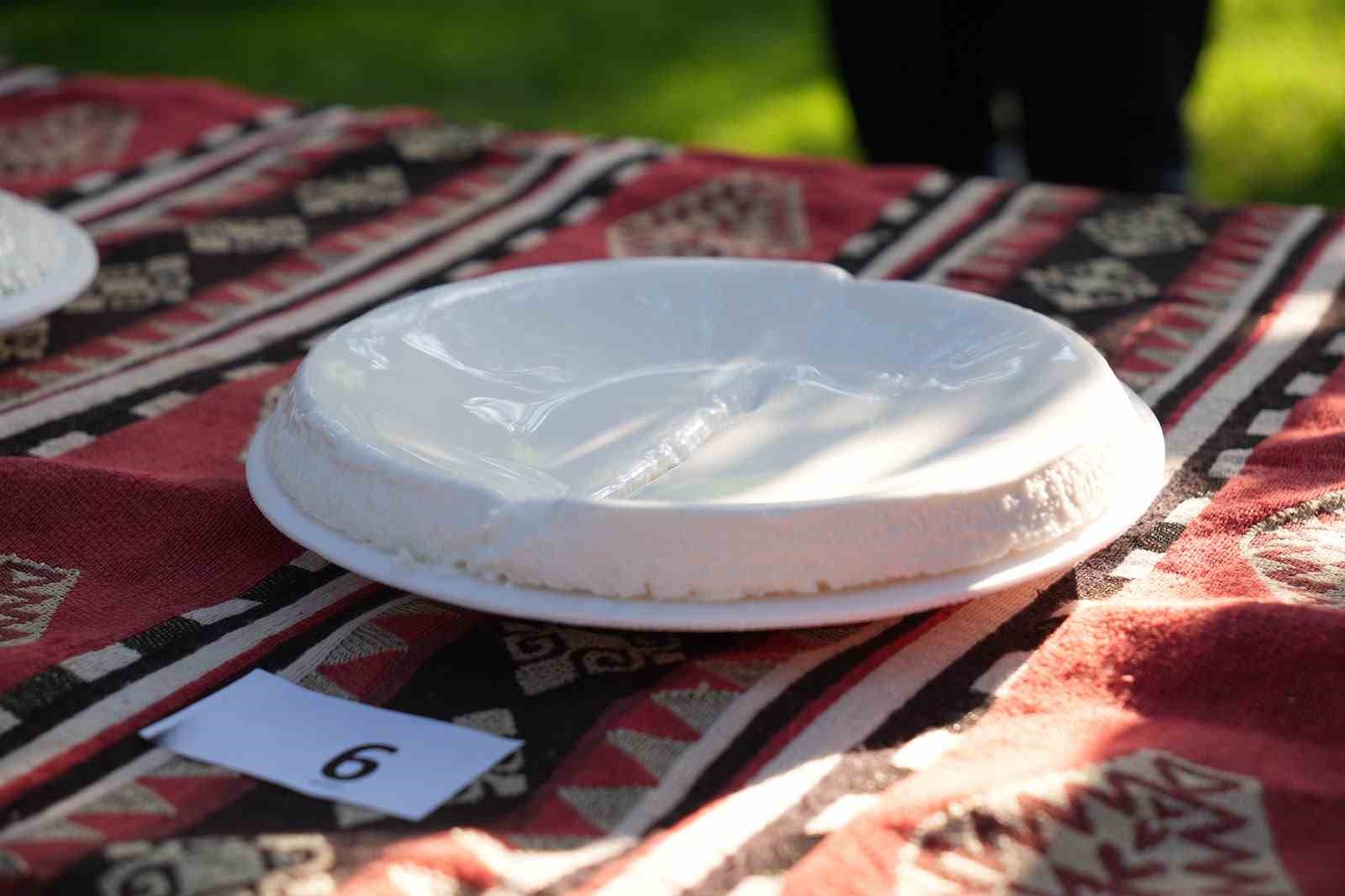 Jüri festivalde en güzel kaymağı seçti
