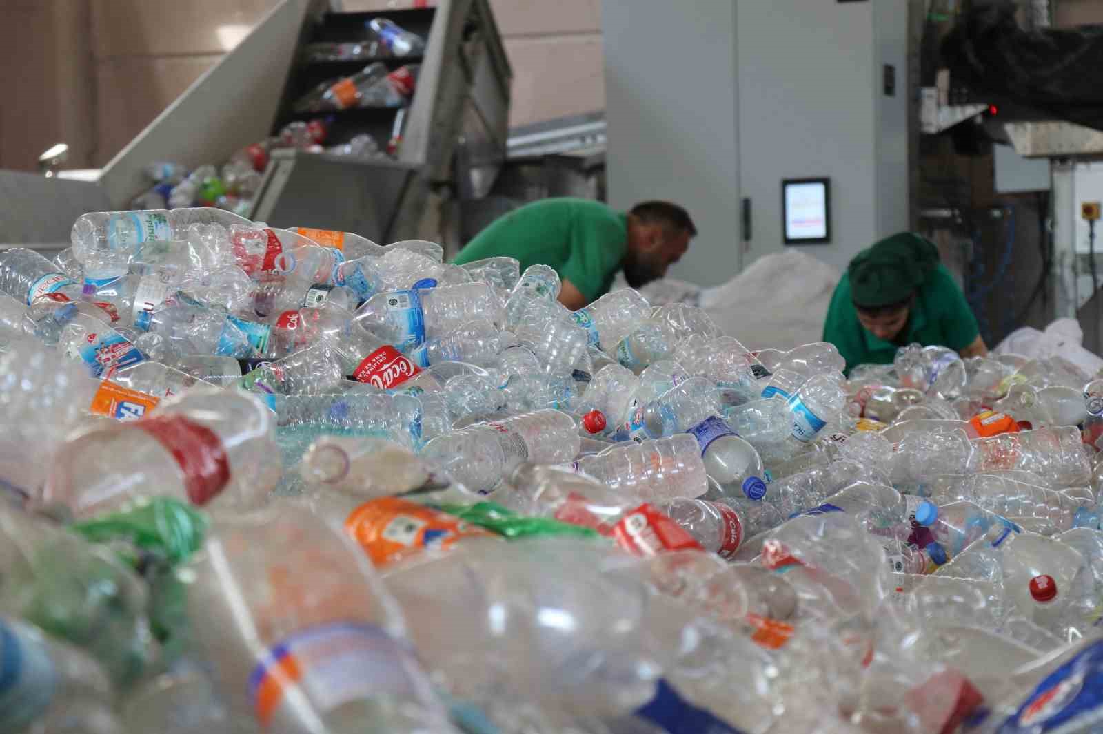 Geri dönüşümde sıra beklemeye son; ’Manuel Teslim Noktası’ sistemi Denizli’de hayata geçti