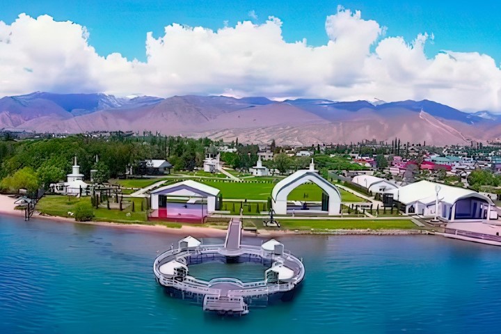 Issık Göl, Kırgızistan