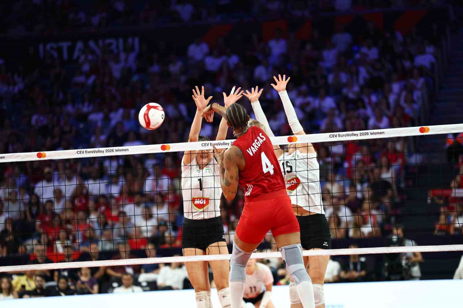 A Milli Kadın Voleybol Takımı, &ccedil;eyrek finalde Almanya ile karşılaşacak