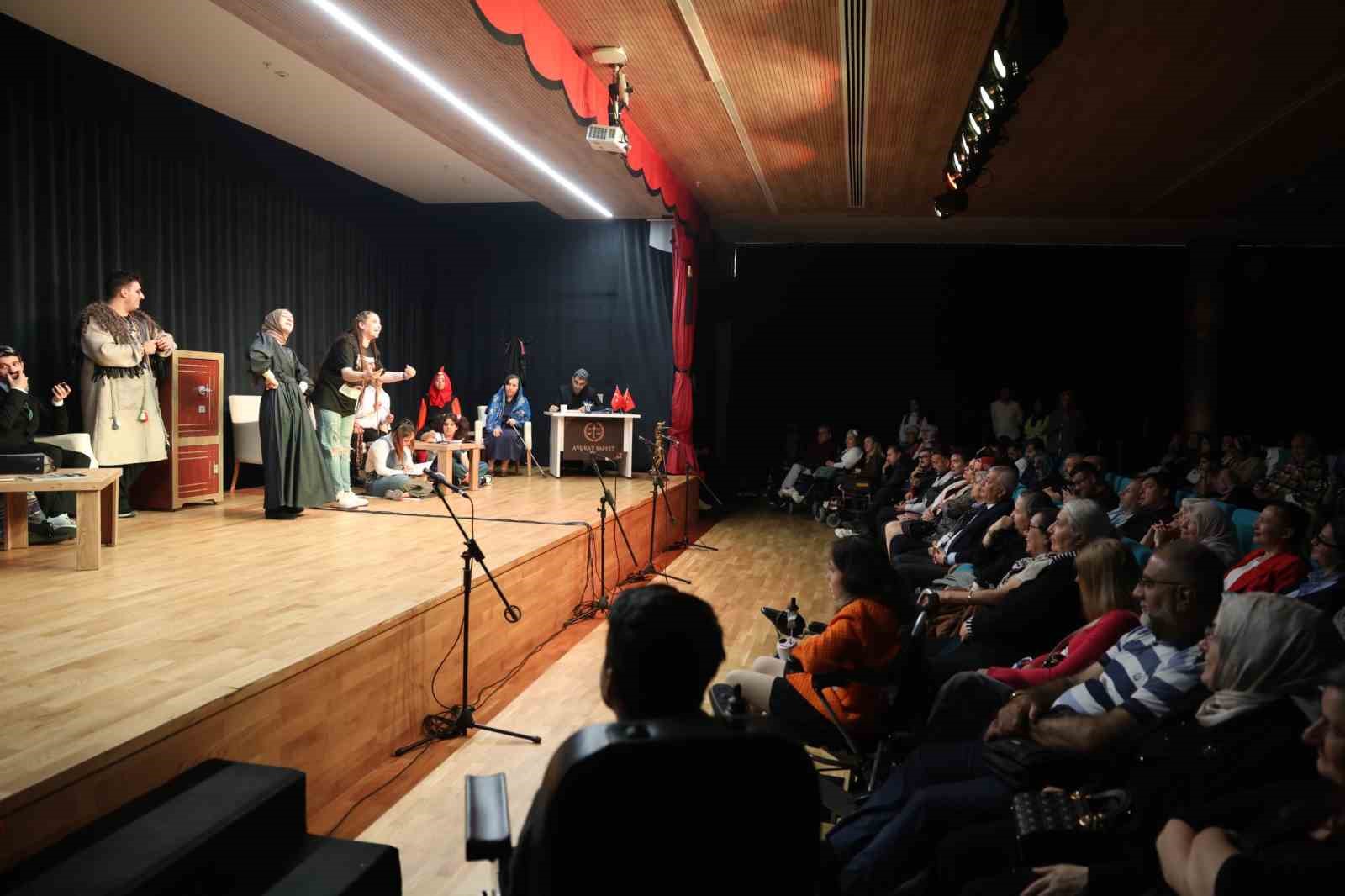 Osmangazi’de "Miras Değil Mübarek 2" büyük beğeni topladı
