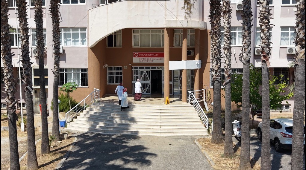 Mersin&rsquo;de iki kardeş hafız oldu, en k&uuml;&ccedil;&uuml;ğ&uuml; aynı yolda