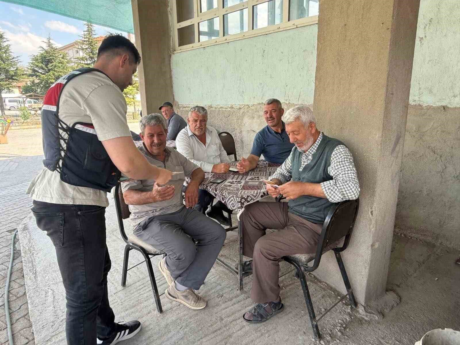 Jandarma vatandaşları dolandırıcılık konusunda bilgilendirdi