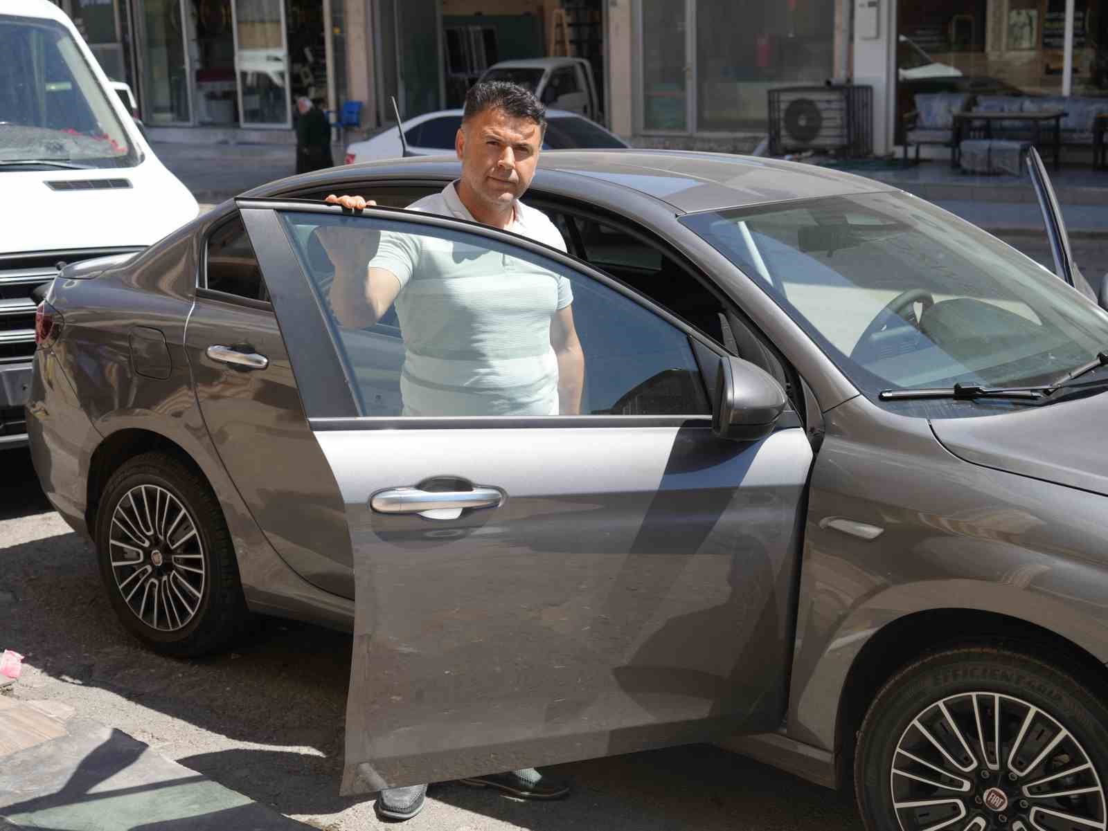 Sıfır aldığı Tofaş Fiat marka araç boyalı ve hasarlı çıktı