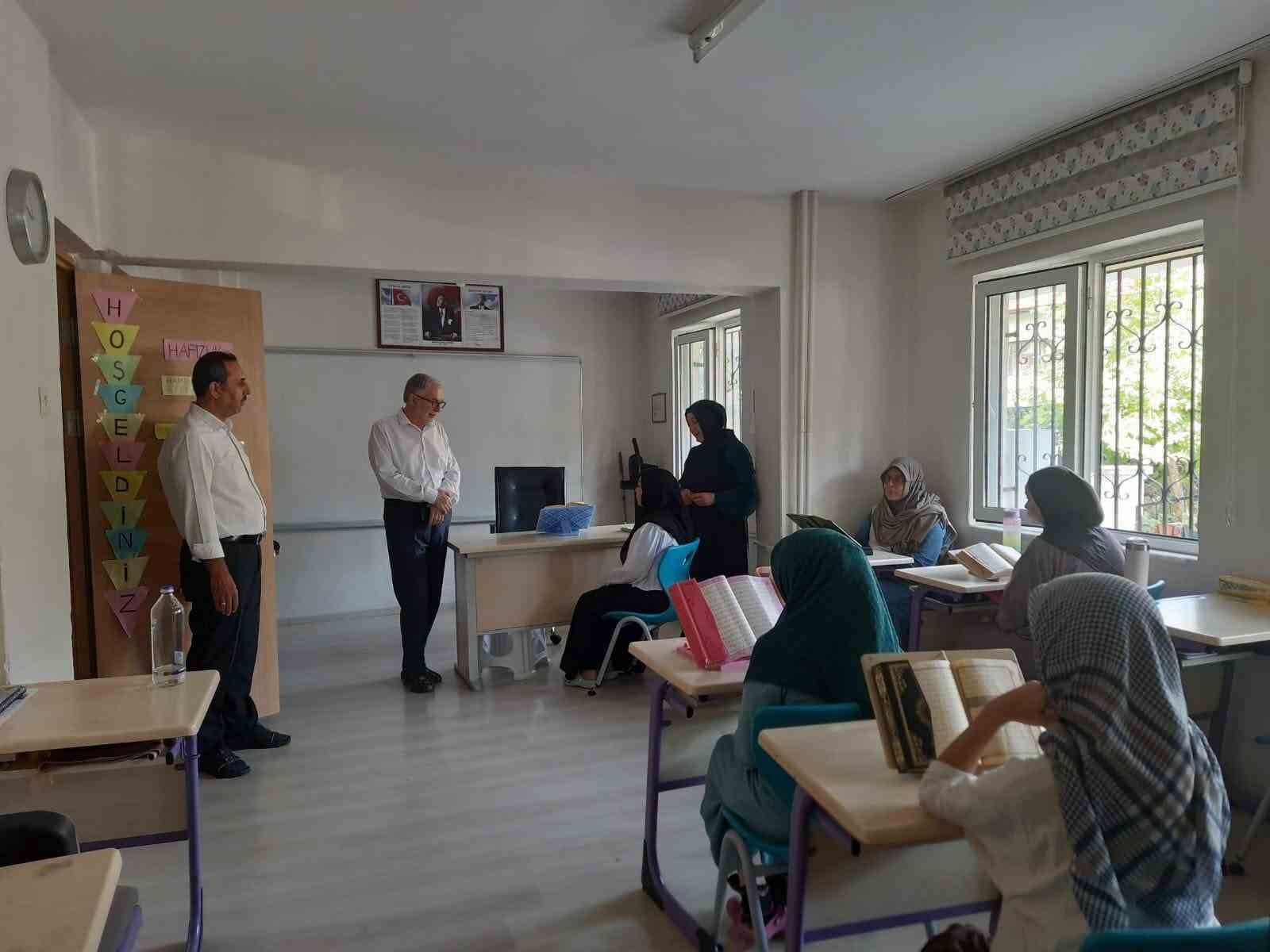 Geleceğin hafızlarına Müftü Can’dan tam destek