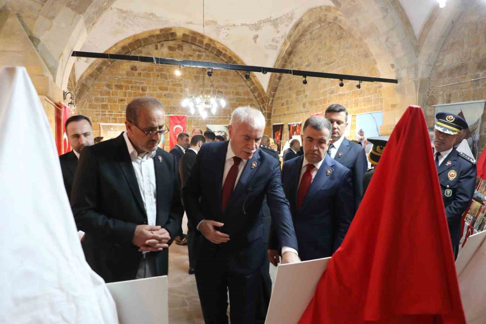 Bayburt&rsquo;ta 15 Temmuz konulu fotoğraf sergisi a&ccedil;ıldı