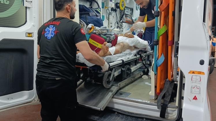 Şanlıurfa’da hastane bahçesinde silahlı saldırı: 1’i çocuk 2 yaralı