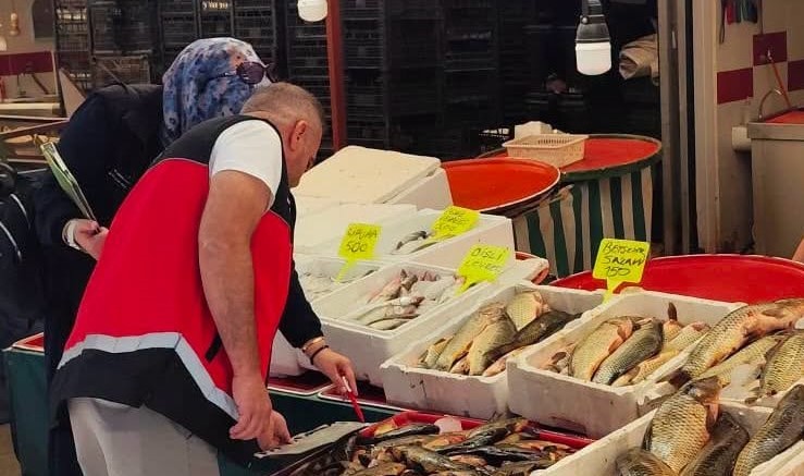 Beyşehir&rsquo;de hem g&ouml;lden hem karadan denetimler