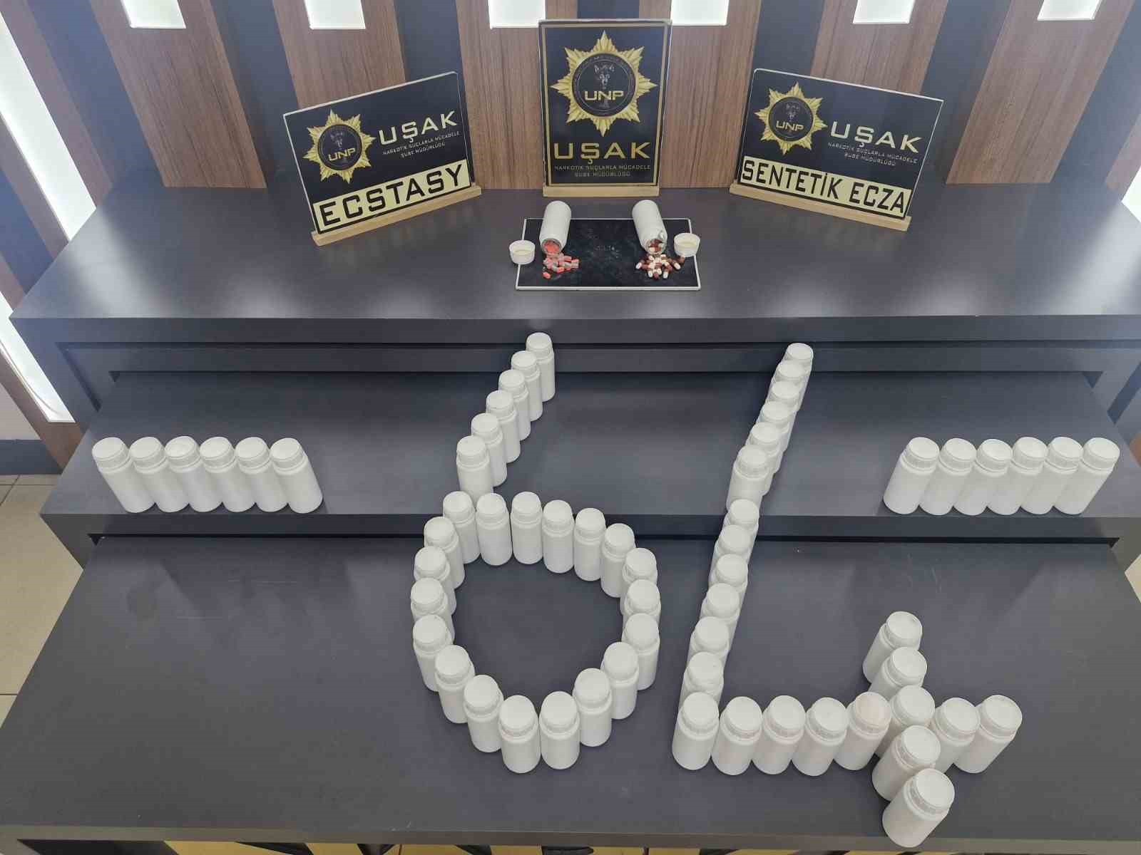 Uşak’ta uyuşturucu operasyonlarında 17 şüpheli tutuklandı
