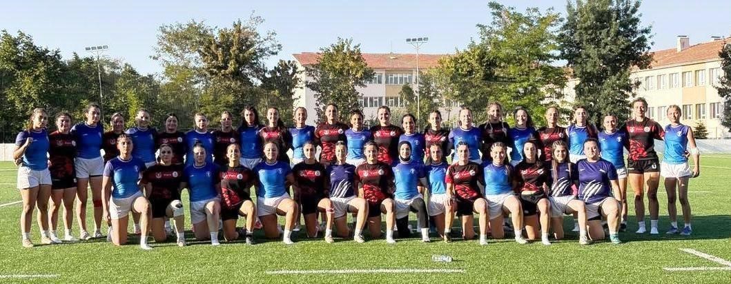 K&ouml;rfez&rsquo;in altın kızları sezona galibiyetle başladı