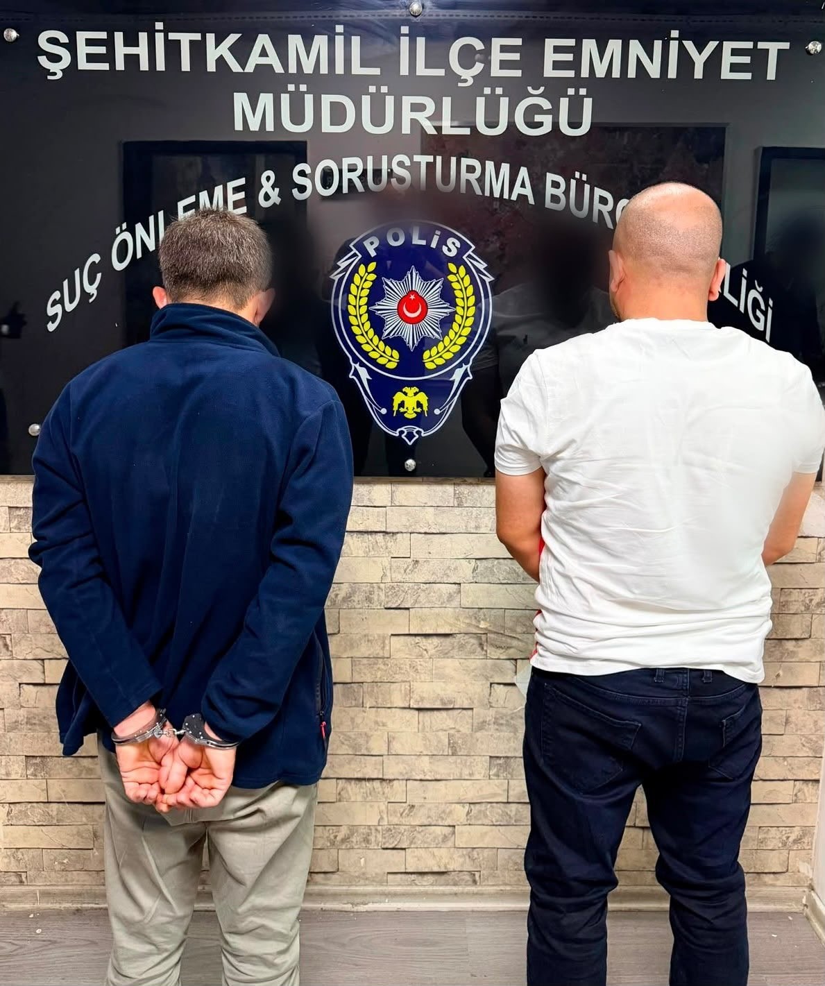 Gaziantep&rsquo;te 10 adet ruhsatsız silah ele ge&ccedil;irildi: 2 g&ouml;zaltı