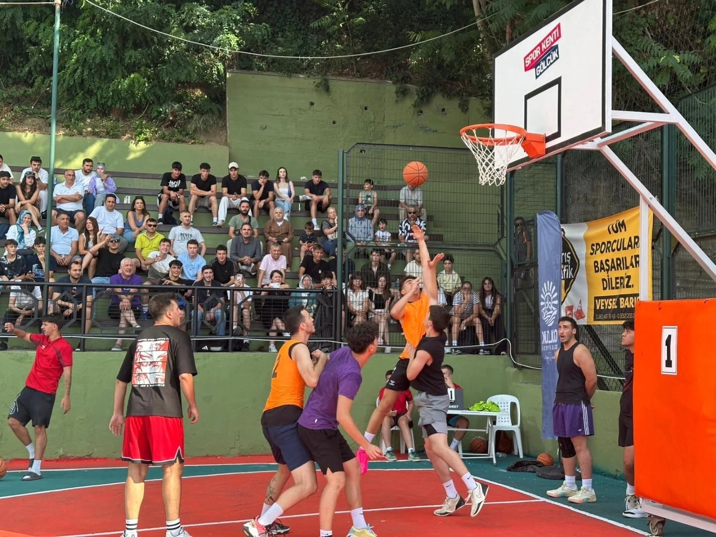 Değirmendere Sahilindeki basketbol heyecanı final müsabakalarıyla sona erdi