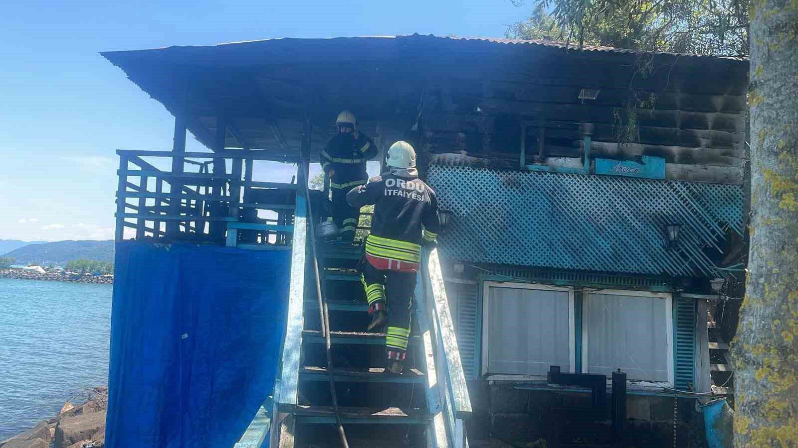 Ordu’da kafe eklentisinde yangın