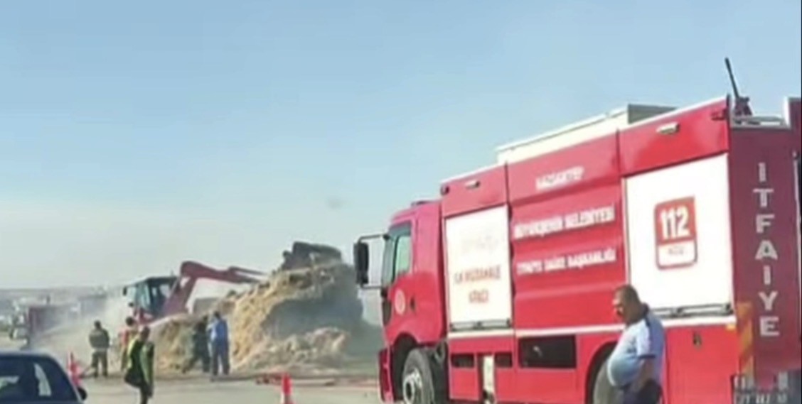Gaziantep’te saman balyası yüklü tırda yangın