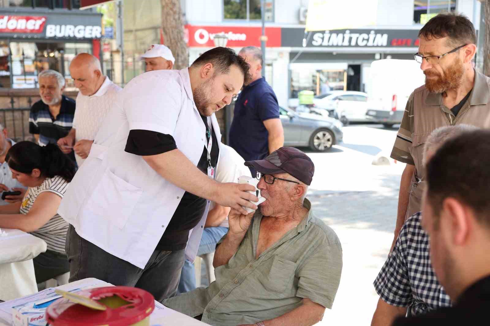 Bağcılar&rsquo;da camilerde sağlık taraması yapıldı