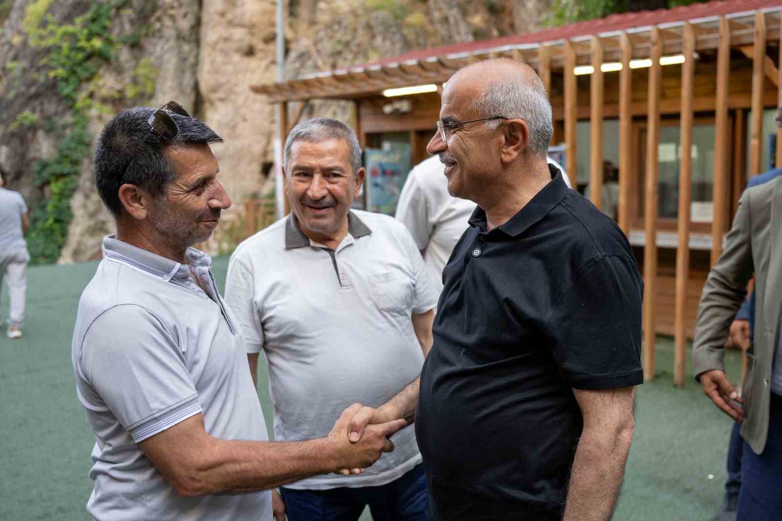 Başkan Er, ulaşım ve turizm vizyonu i&ccedil;in sahada incelemelerde bulundu