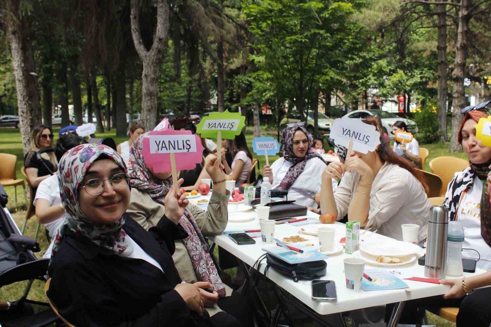 Eskişehir’de ’Ebe-Gebe-Anne-Bebek Buluşması Etkinliği’ düzenlendi