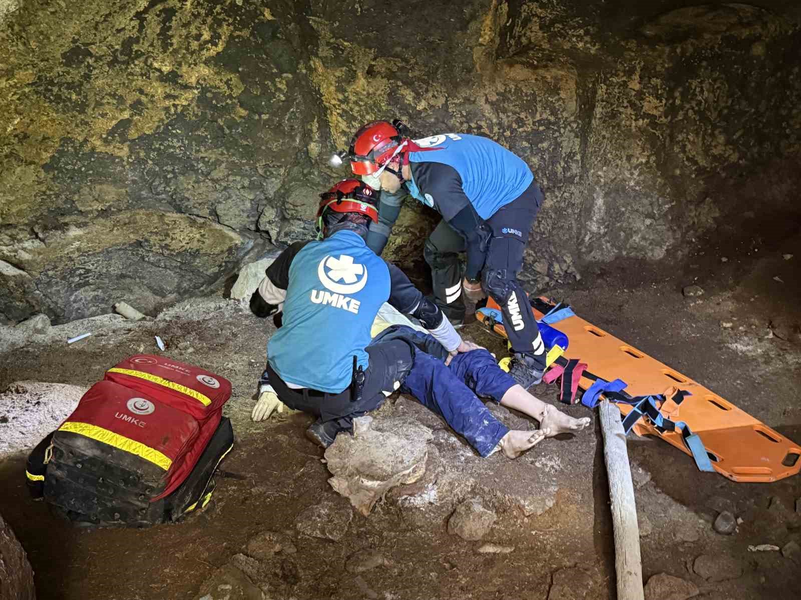 &Ccedil;ocuk doktorundan anestezi teknikerine Kayseri&rsquo;nin g&ouml;n&uuml;ll&uuml; sağlık ordusu