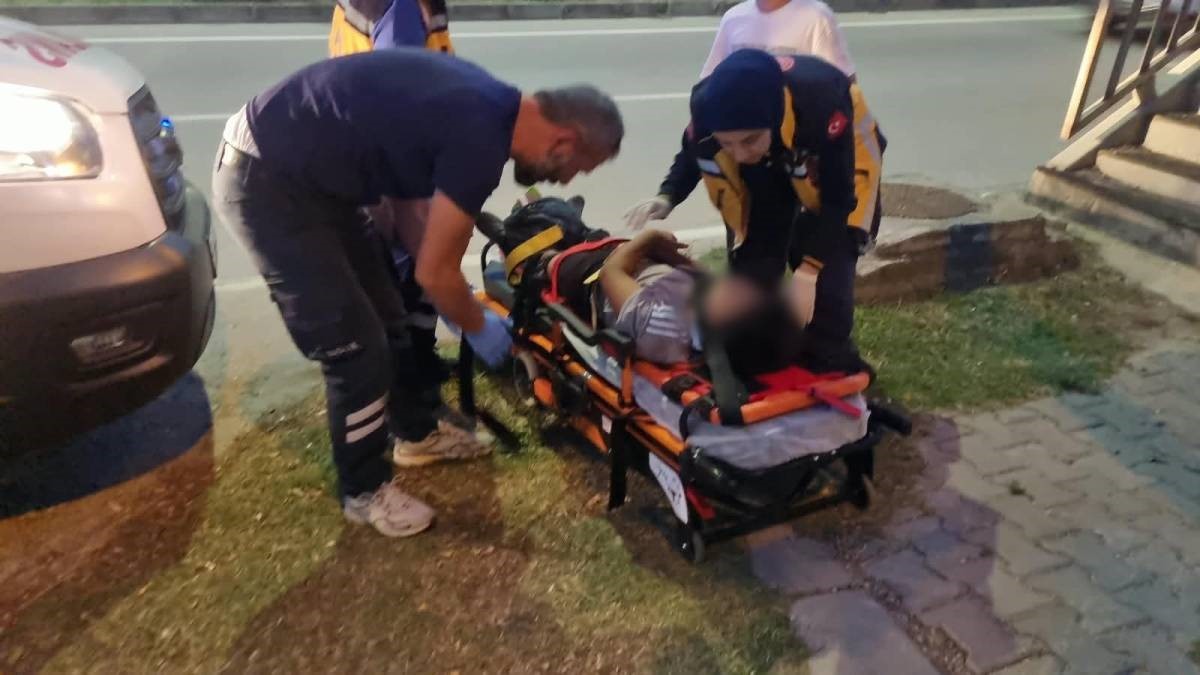 Sinop&rsquo;ta &uuml;st ge&ccedil;it merdiveninden d&uuml;şen &ccedil;ocuk yaralandı