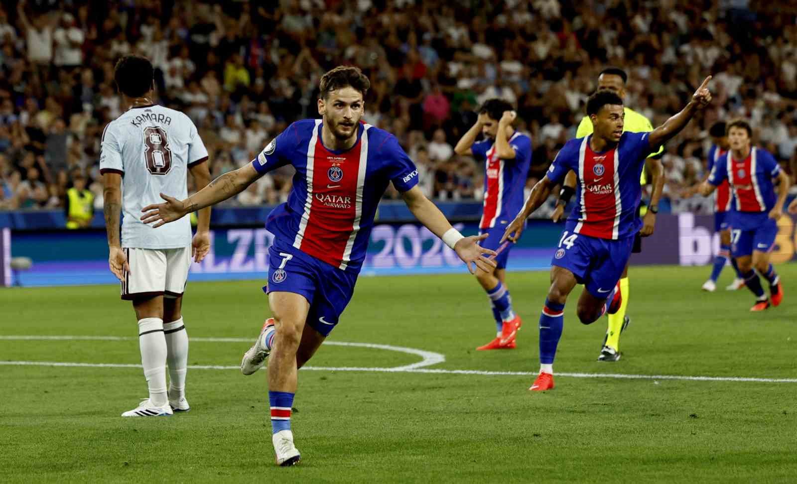 Paris Saint-Germain, &uuml;st &uuml;ste ikinci kez UEFA S&uuml;per Kupa&rsquo;nın sahibi