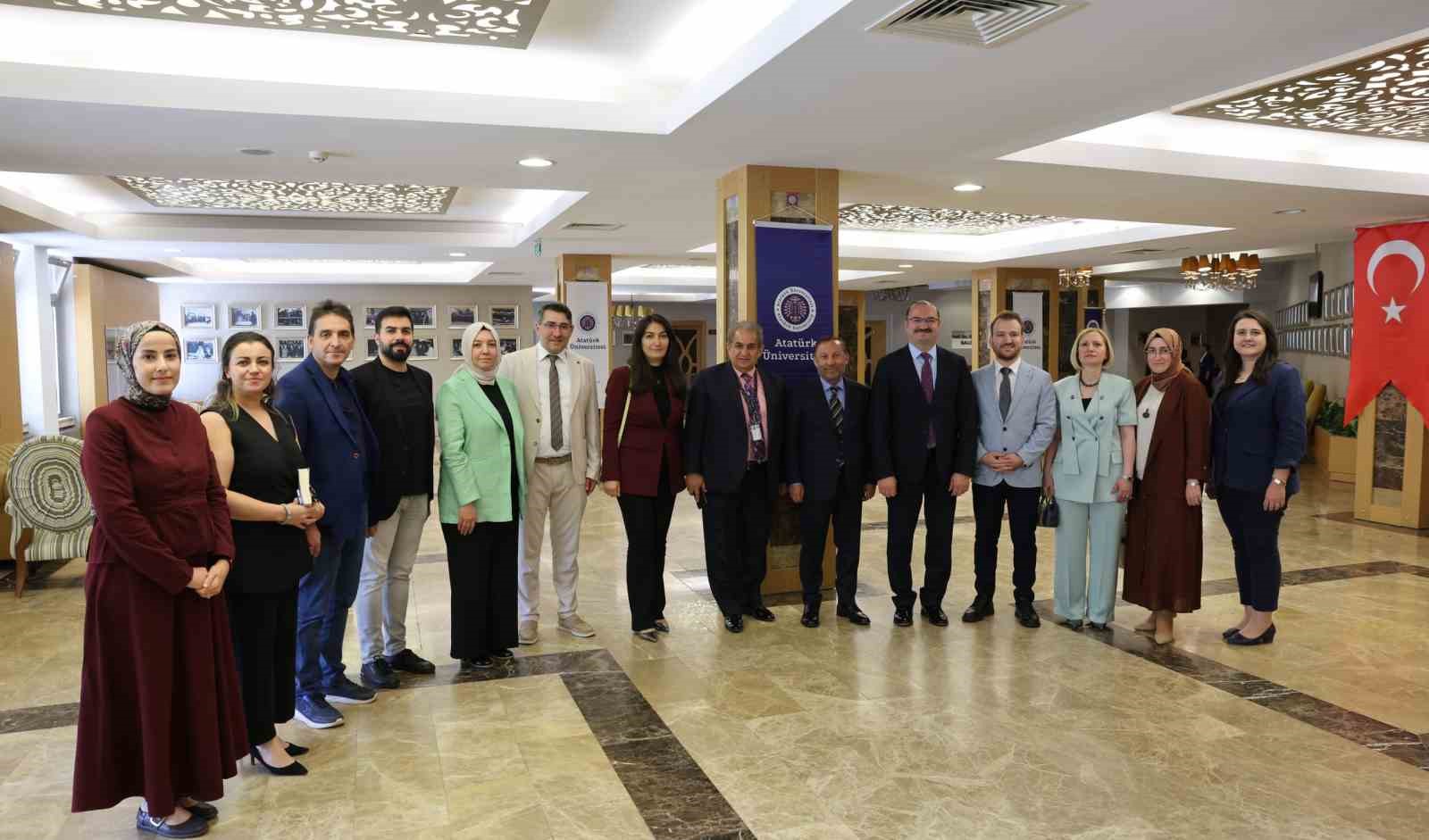 Atatürk Üniversitesinde akademik üretkenlik ödüllendirildi