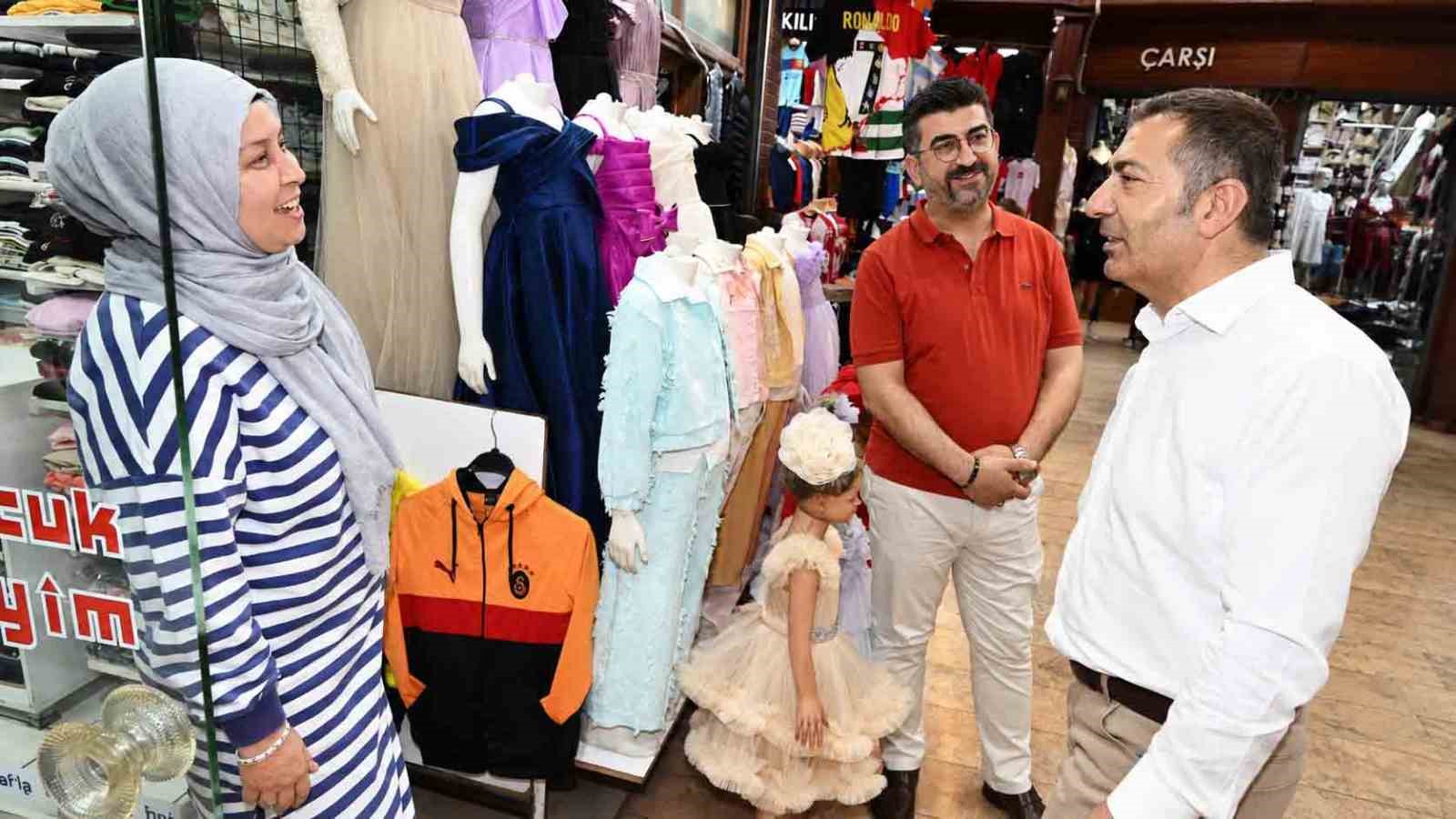 Başkan Erdoğan üye ve esnaf ziyaretlerine devam ediyor