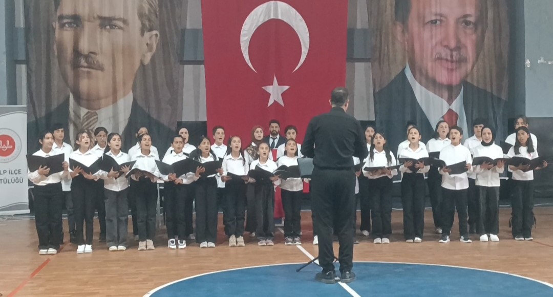 &Ouml;zalp&rsquo;te &lsquo;Ramazanla &Ouml;ğreniyorum&rsquo; projesinin &ouml;d&uuml;l t&ouml;reni yapıldı