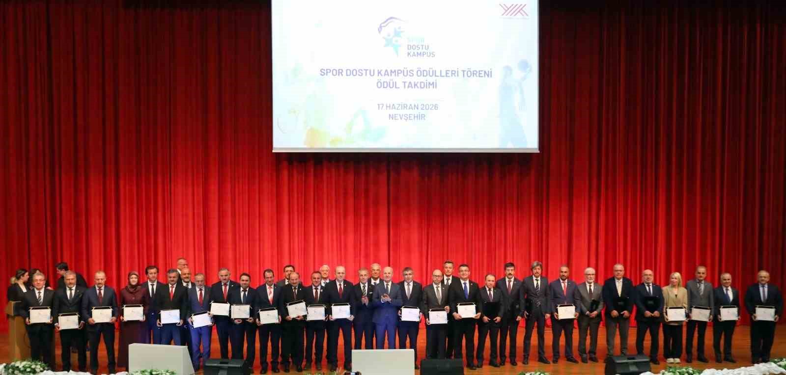 YÖK’ten Sakarya Üniversitesi’ne "Spor Dostu Kampüs" ödülü