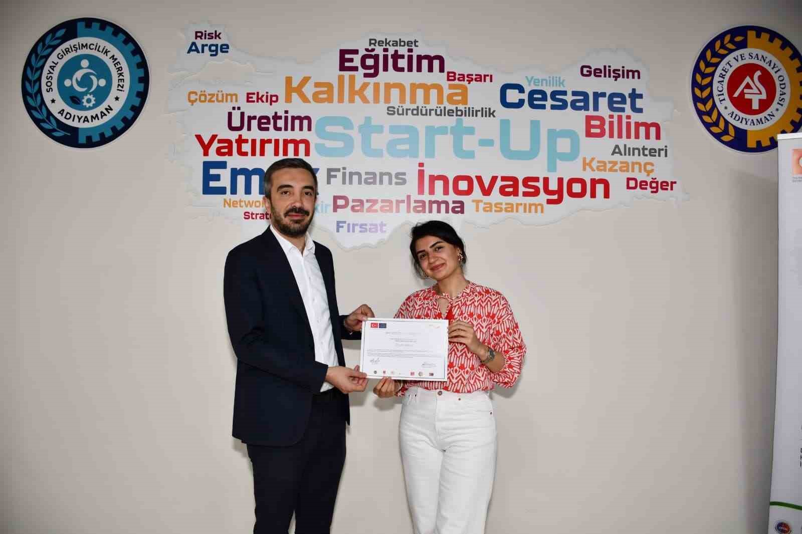 PACE Projesi kursiyerleri sertifikalarını aldı