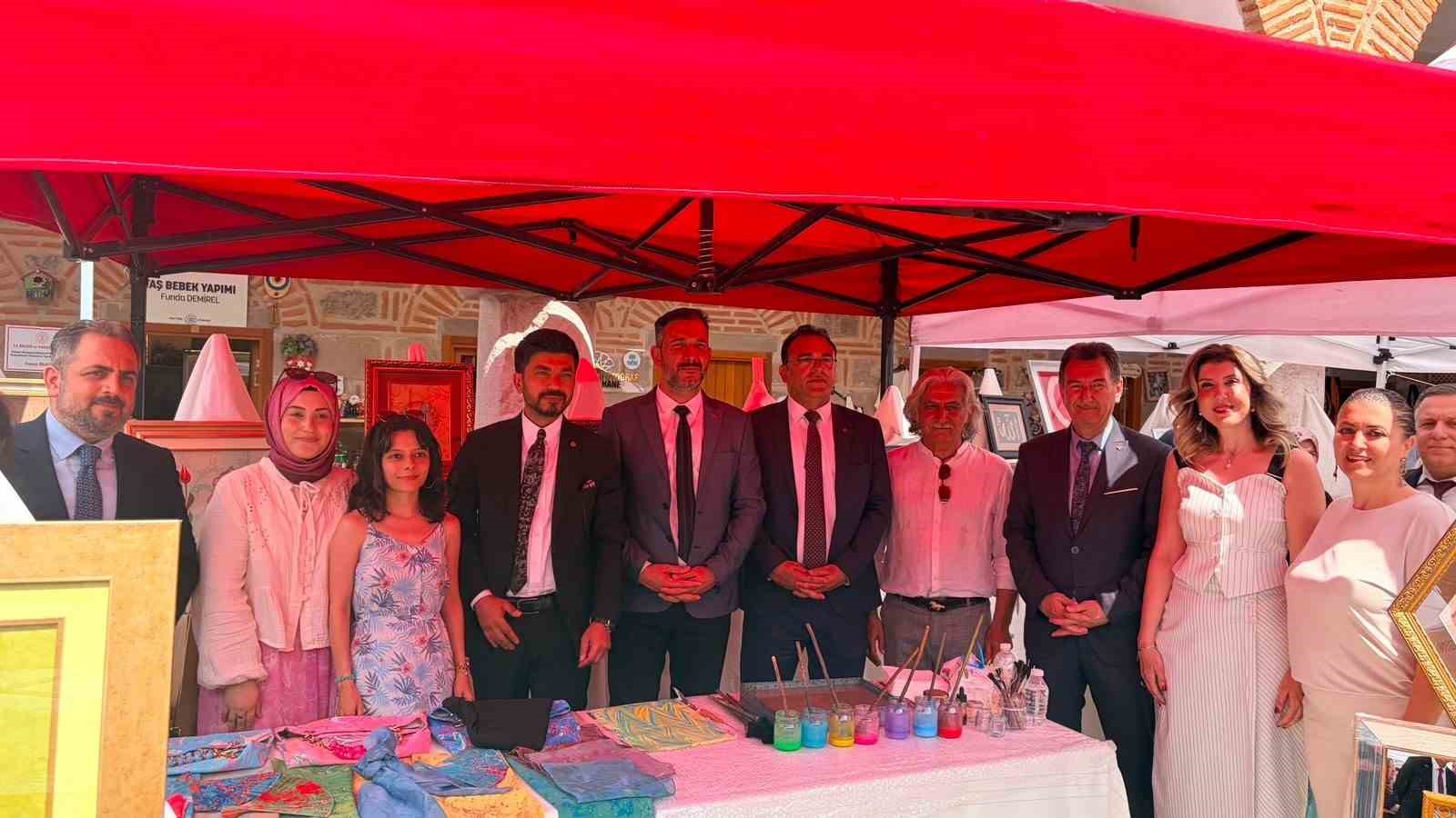 El emeği ürünler büyük beğeni topladı